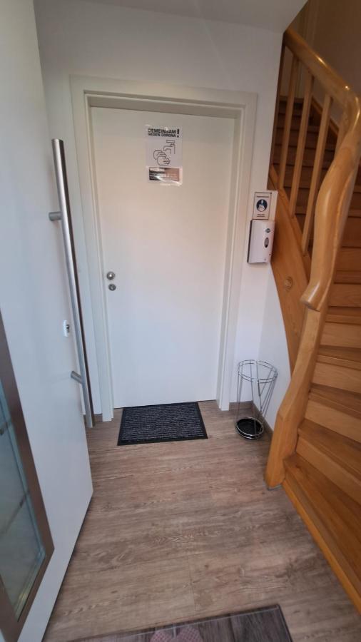 Ferienwohnung Punkt, 5 Gehminuten Vom Europa-Park Rust Bagian luar foto
