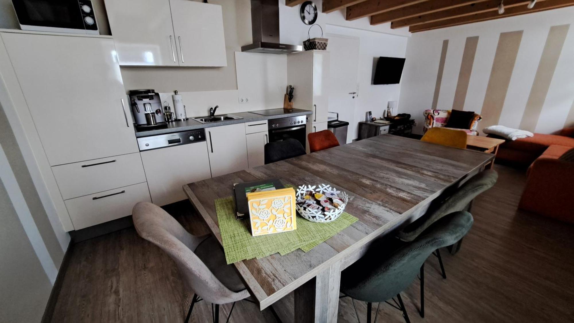 Ferienwohnung Punkt, 5 Gehminuten Vom Europa-Park Rust Bagian luar foto